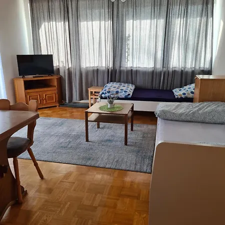 Charmante Monteurwohnung *