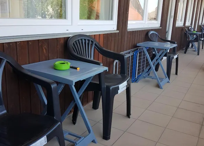 Charmante Monteurwohnung * Гайслинген-ан-дер-Штайге