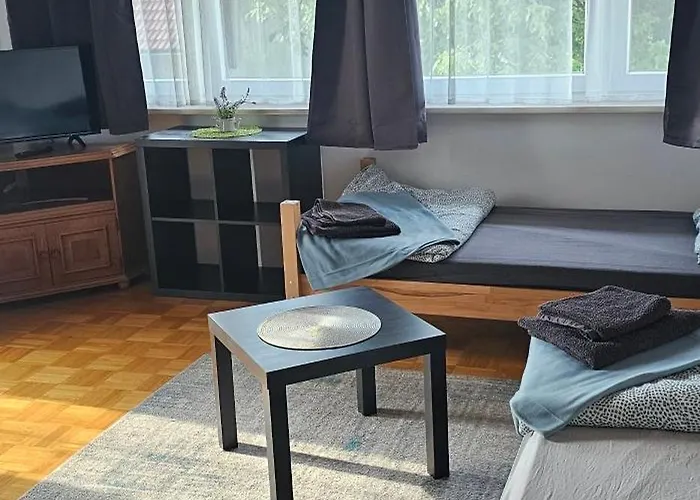 Апартаменты Charmante Monteurwohnung Гайслинген-ан-дер-Штайге